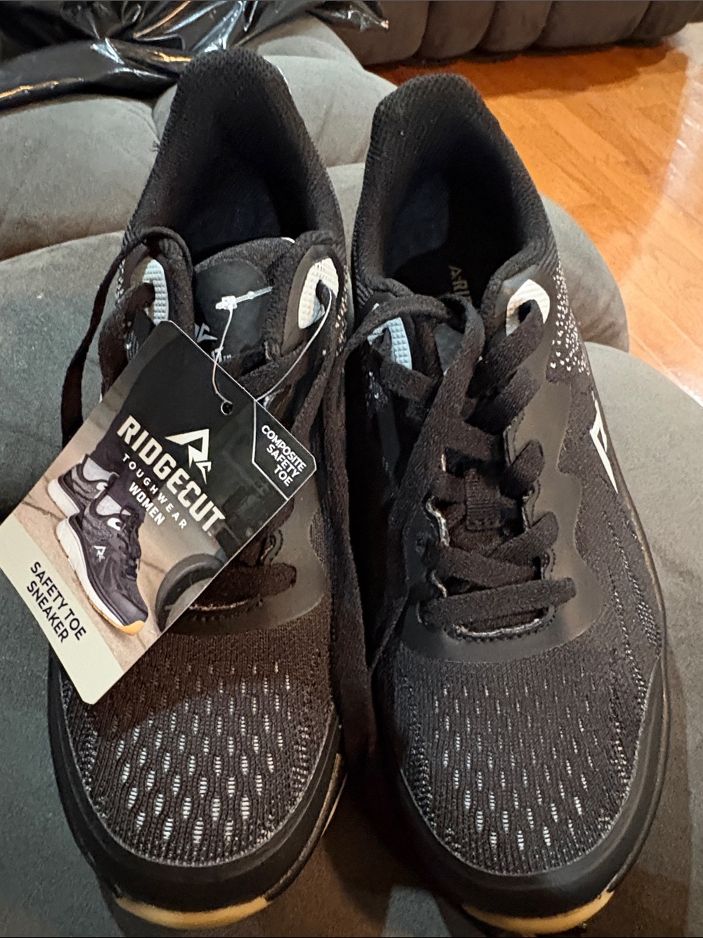 Black Women’s Safety Toe Sneaker Composite Toe